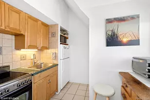 236 Edgemere St, Montauk, NY 11954 - Photo 2