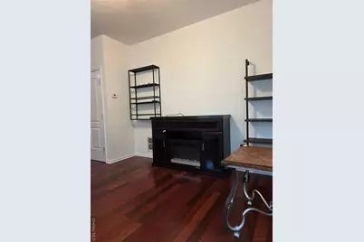 330 Maple Avenue #25, Westbury, NY 11590 - Photo 8