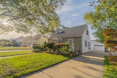 75 Peninsula Boulevard, Valley Stream, NY 11581 - Photo 2