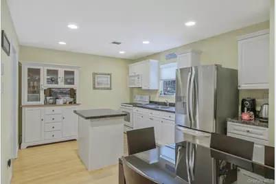 5 Bridal Path, Center Moriches, NY 11934 - Photo 34