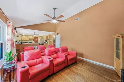 5 Bridal Path, Center Moriches, NY 11934 - Photo 16