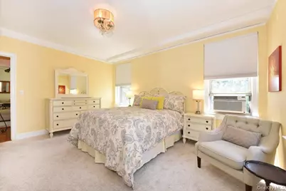 8 Barstow Road #5-B, Great Neck, NY 11021 - Photo 16