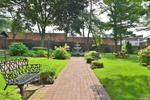 8 Barstow Rd, Great Neck, NY 11021 - Photo 24
