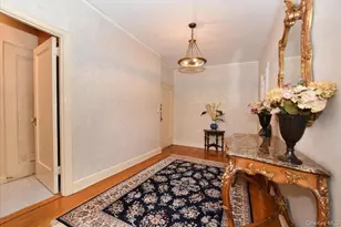 8 Barstow Rd, Great Neck, NY 11021 - Photo 2