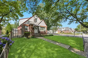 79-04 268th St, Glen Oaks, NY 11004 - Photo 2