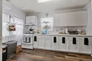 153-20 121st Ave, Jamaica, NY 11434 - Photo 14