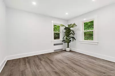 136 Harriman Road, Mount Kisco, NY 10549 - Photo 14