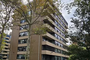 166-10 Powells Cove Blvd, Whitestone, NY 11357 - Photo 2