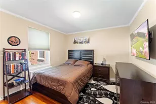 35-03 205th St, Bayside, NY 11361 - Photo 12