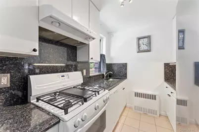 35-03 205 Street Unit #329, Bayside, NY 11361 - Photo 10