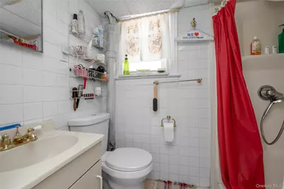 148-11 Kalmia Avenue, Flushing, NY 11355 - Photo 14