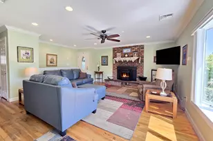 21 Jackson Ave, Centereach, NY 11720 - Photo 4