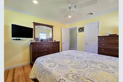 21 Jackson Avenue, Centereach, NY 11720 - Photo 12