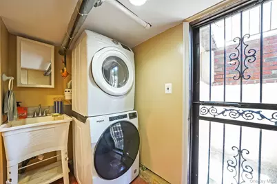 64-39 83rd Street, Middle Village, NY 11379 - Photo 38