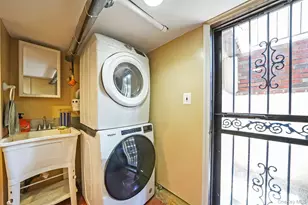 64-39 83rd St, Middle Village, NY 11379 - Photo 38