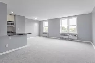 504 Merrick Rd, Lynbrook, NY 11563 - Photo 4