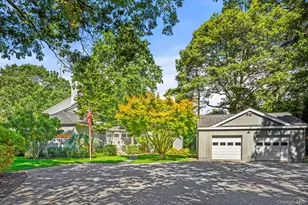 1 Acorn Path, Quogue, NY 11959 - Photo 4