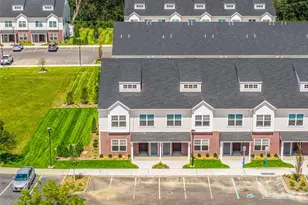 102 Dover St, Central Islip, NY 11722 - Photo 36