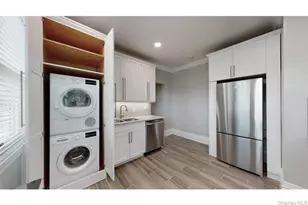 173 Sea Cliff Ave, Sea Cliff, NY 11579 - Photo 4