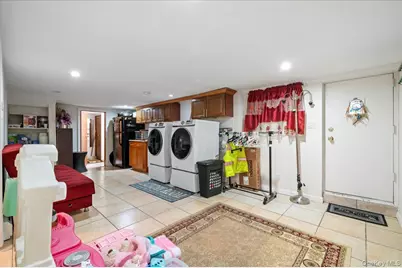 50 Haven Avenue, Valley Stream, NY 11580 - Photo 28