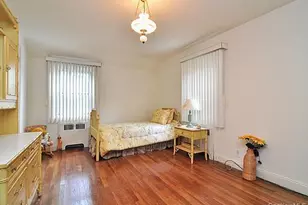 171 E Rockaway Rd, Hewlett, NY 11557 - Photo 10