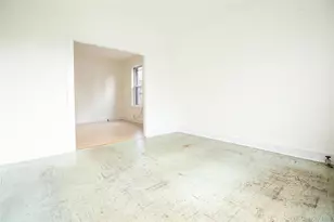 710 Revere Ave, Bronx, NY 10465 - Photo 2