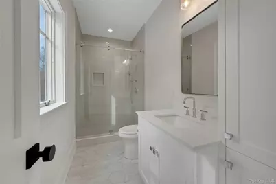 780 Forest Avenue, Larchmont, NY 10538 - Photo 22