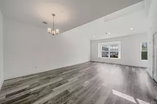 104 Dover St, Central Islip, NY 11722 - Photo 8