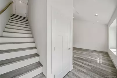 104 Dover Street, Central Islip, NY 11722 - Photo 18