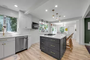 19 Concord Rd, Port Washington, NY 11050 - Photo 8