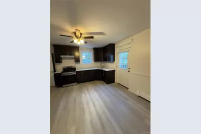 11 Lafayette Place, Yonkers, NY 10701 - Photo 10