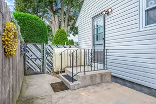 436 N Ontario Ave, Lindenhurst, NY 11757 - Photo 6