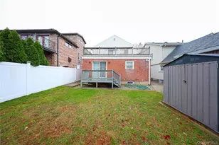 75-59 195th St, Fresh Meadows, NY 11366 - Photo 10