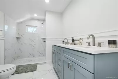 24 Charles Street, Hicksville, NY 11801 - Photo 30