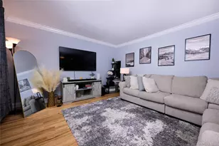 86 Farber Dr, West Babylon, NY 11704 - Photo 6