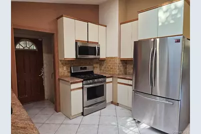 17-02 Clintonville Street, Whitestone, NY 11357 - Photo 8