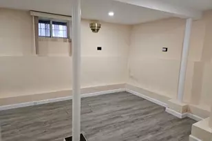 17-02 Clintonville St, Whitestone, NY 11357 - Photo 16