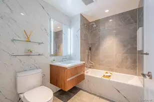 13618 Maple Ave, Flushing, NY 11355 - Photo 10