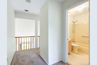 56 Fairlawn Drive, Central Islip, NY 11722 - Photo 20