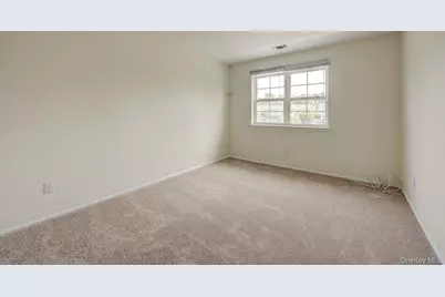 56 Fairlawn Drive, Central Islip, NY 11722 - Photo 26