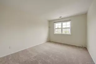 56 Fairlawn Dr, Central Islip, NY 11722 - Photo 26