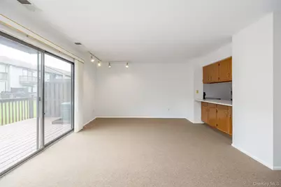 100 Daly Boulevard #411, Oceanside, NY 11572 - Photo 8