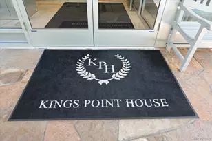 320 E Shore Rd, Great Neck, NY 11023 - Photo 4