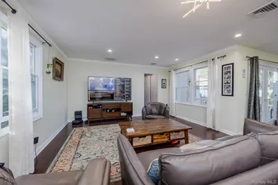 3 Earl Road, Melville, NY 11747 - Photo 10