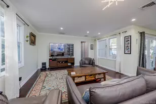 3 Earl Rd, Melville, NY 11747 - Photo 10