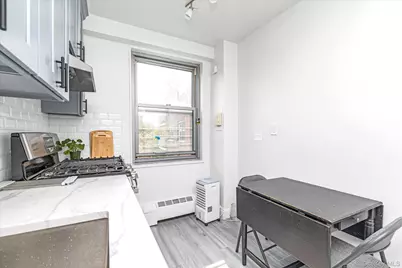 61-15 97 St #4K, Flushing, NY 11374 - Photo 4