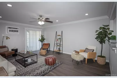 2 Victorian Court #105, Holtsville, NY 11742 - Photo 4