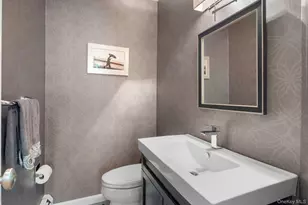 35 Whitlaw Ln, Chappaqua, NY 10514 - Photo 20