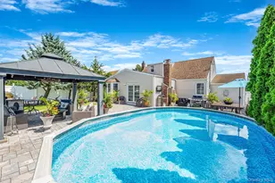 71 Rose Dr, East Meadow, NY 11554 - Photo 44