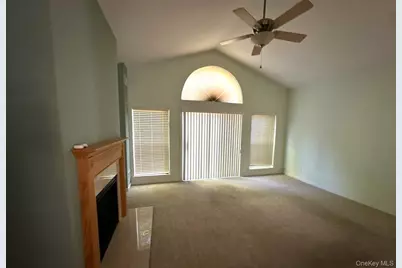 68 Louden Loop, Mount Sinai, NY 11766 - Photo 2